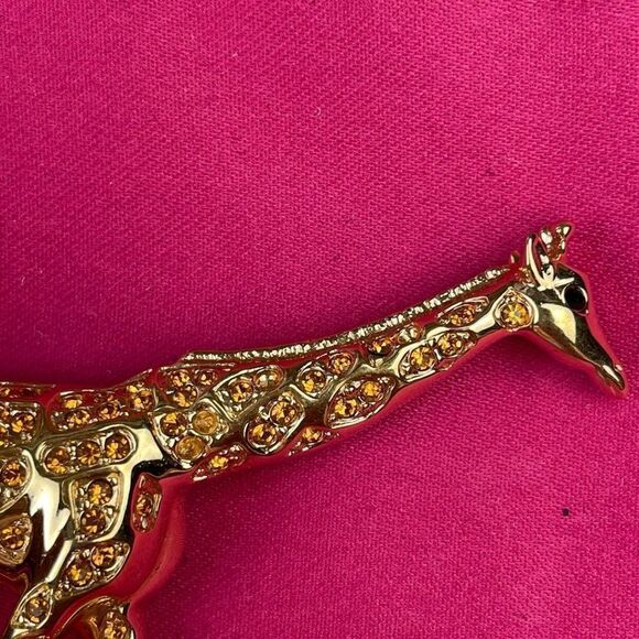 Vintage Retired Signed Swarovski Giraffe Pin Brooch with Amber Crystals. Rare - Picture 2 of 9